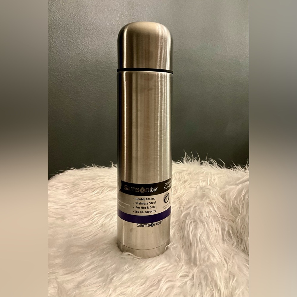 Samsonite Travel Thermos, 34 oz, Upto 12 Hrs Hot & Upto 20 Hrs Cold NWT